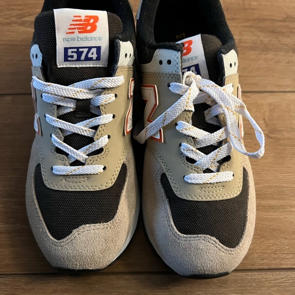 New balance 574 - never worn size 6 us mens. - Picture 4 of 4
